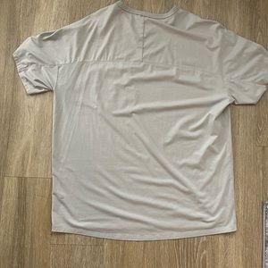 Lululemon Mens Fundamental Tee with pocket square